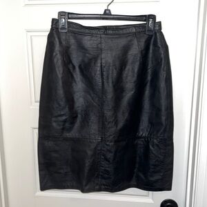 Leather Knee Pencil Skirt 9/10